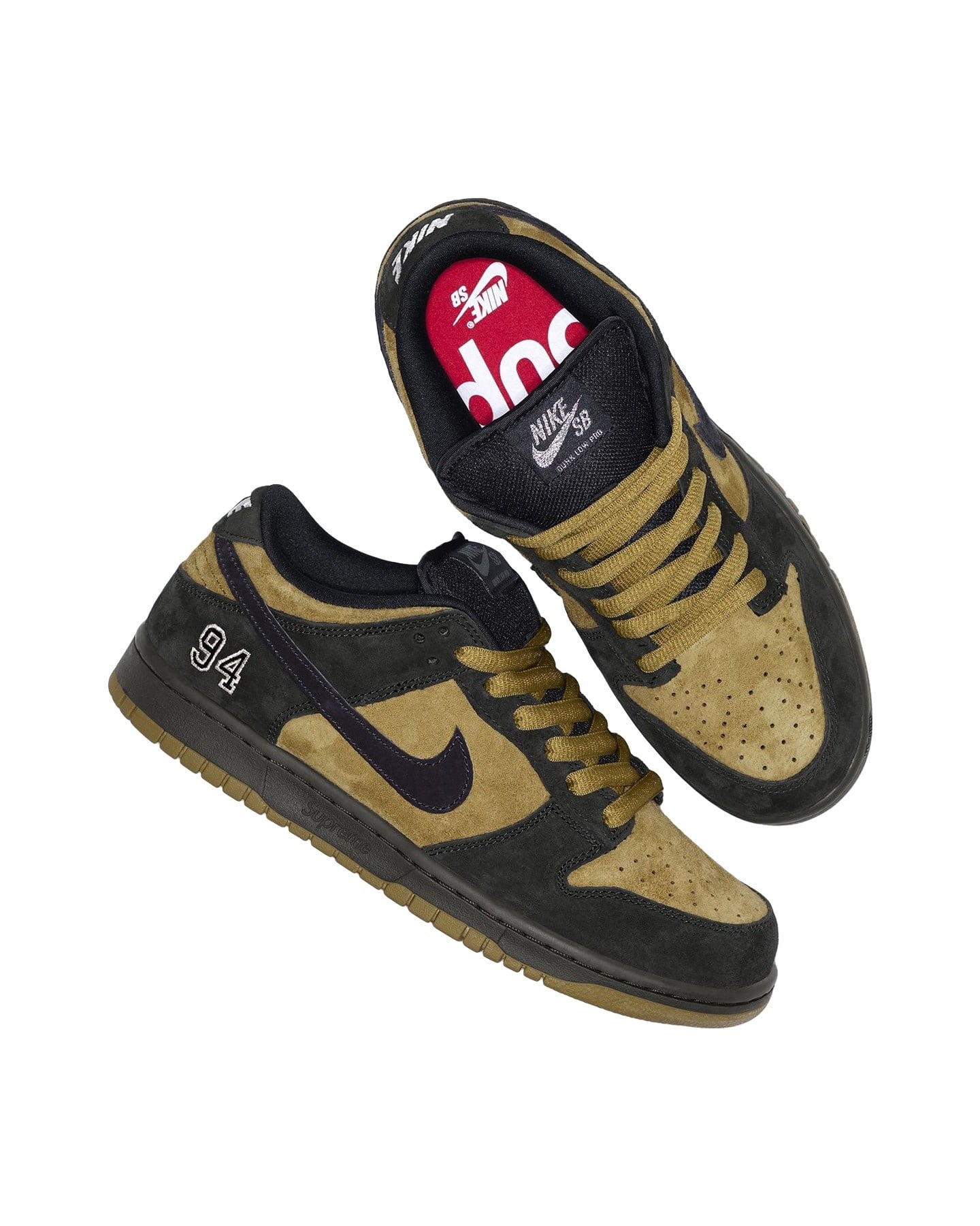 Supreme®/Nike SB Dunk Low Camper Green view 3
